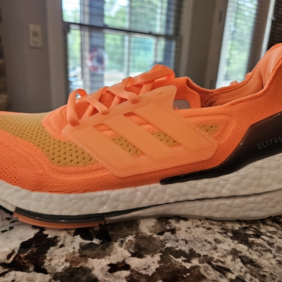 Adidas UltraBoost 21 ‘Screaming Orange’ M8 - Picture 6 of 10
